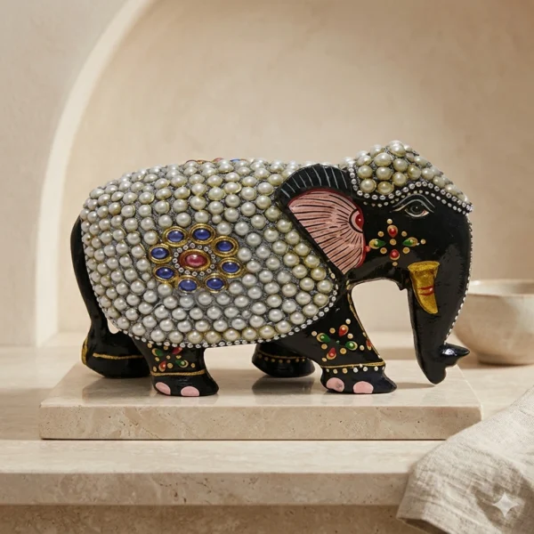 Wooden moti work down trunk elephant Wooden moti work down trunk elephant
